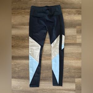 Lorna Jane Leggings 4 Pairs Medium